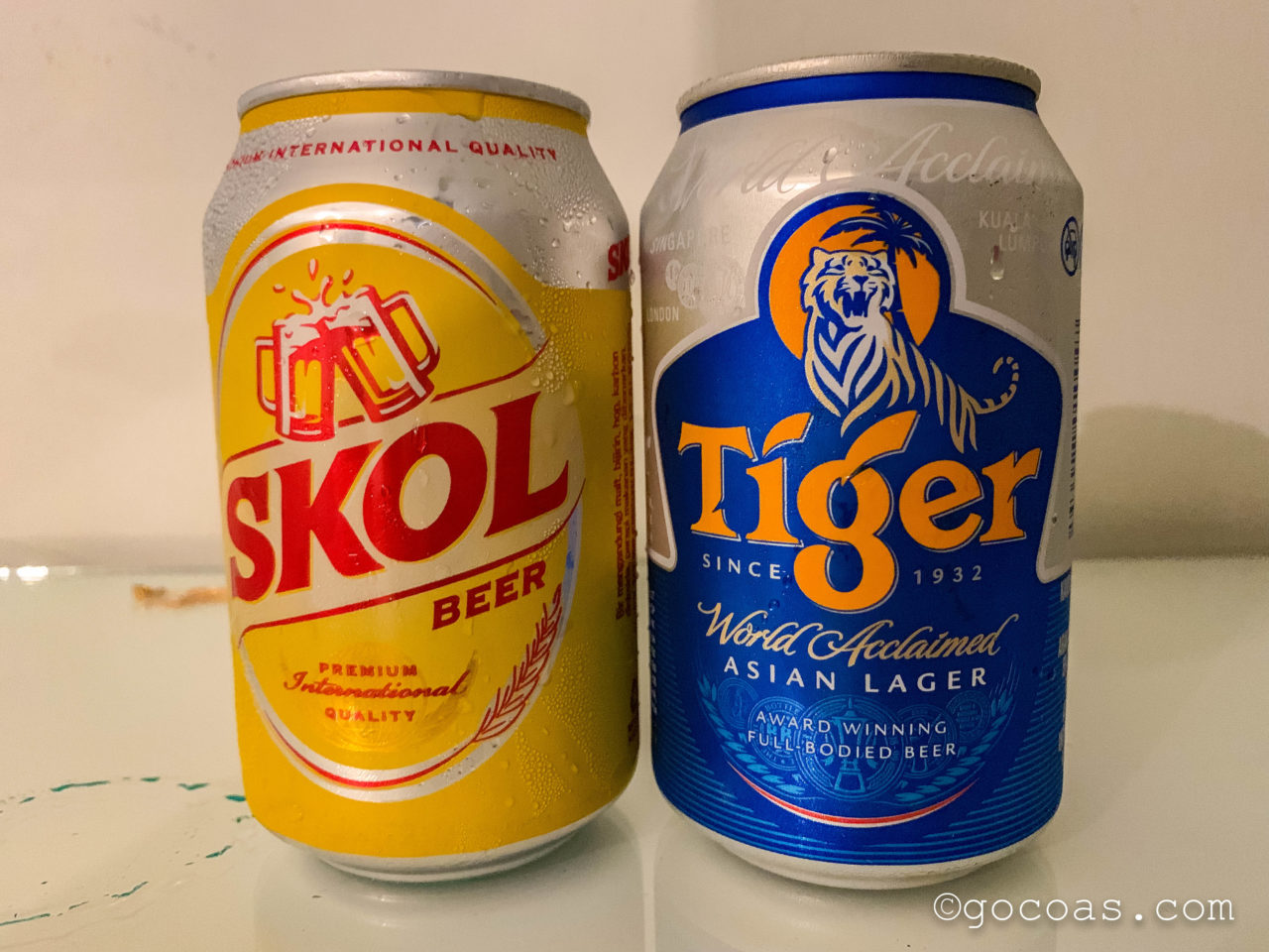 SKOLとTigerのビールの缶